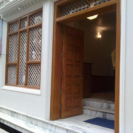 Dynasty Guest House Varanasi Exterior foto